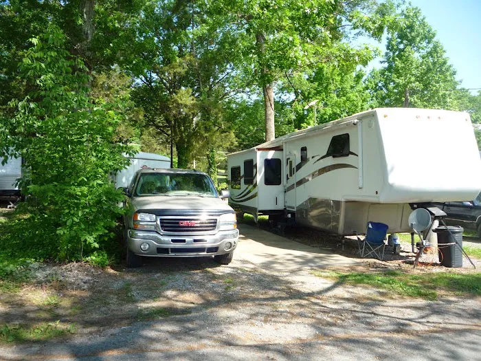 Frank's RV Park Picture 1