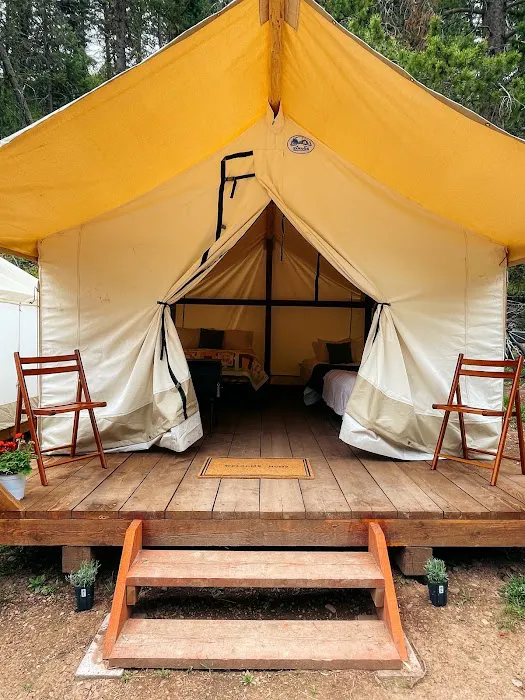 Glamping on the Greys Picture 3