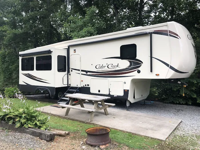 Pines RV Park, and Cabins Picture 3