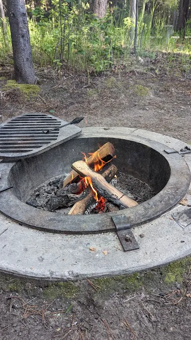 Alpine North Loop Campground Picture 8