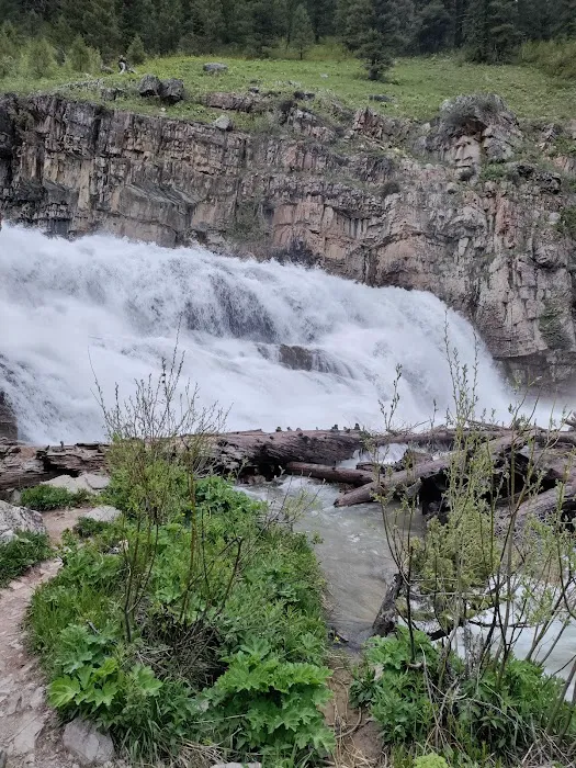 Granite Hot Springs & Camp Picture 9