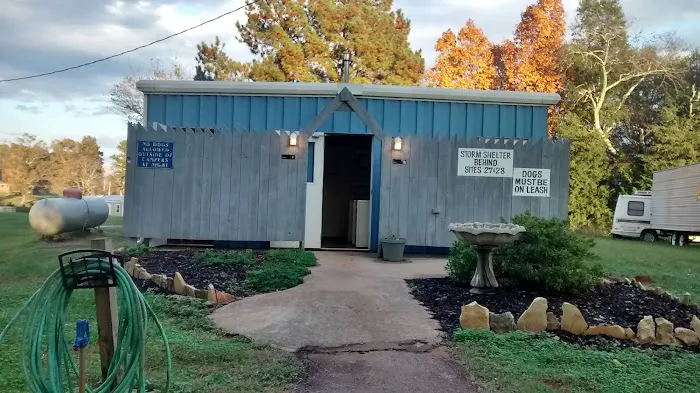 Toccoa RV Park & Campground Picture 5