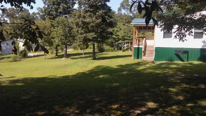 Daisy Estates Mobile Home Park Picture 10