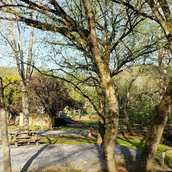 Peachtree Cove RV Park Picture 6