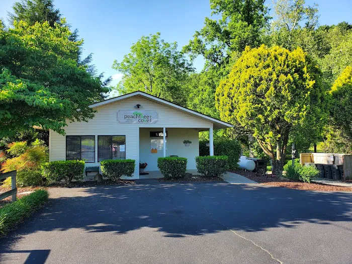 Peachtree Cove RV Park Picture 8