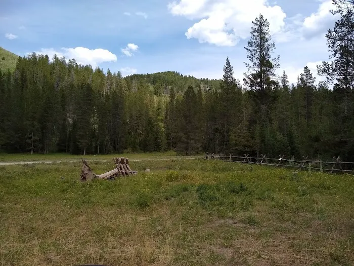 Murphy Creek Campground Picture 6