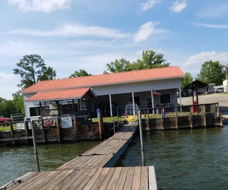 Lighthouse RV Park & Marina