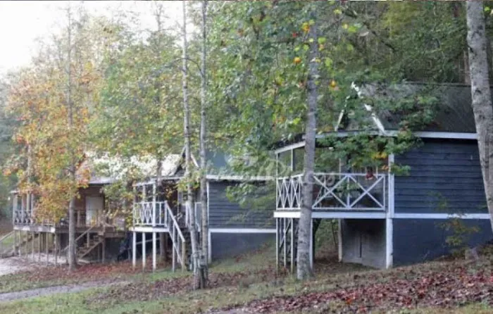 Dragon Mountain RV & Cabin Resort Picture 10