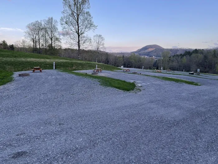 Foxfire of Murphy RV Park Picture 7