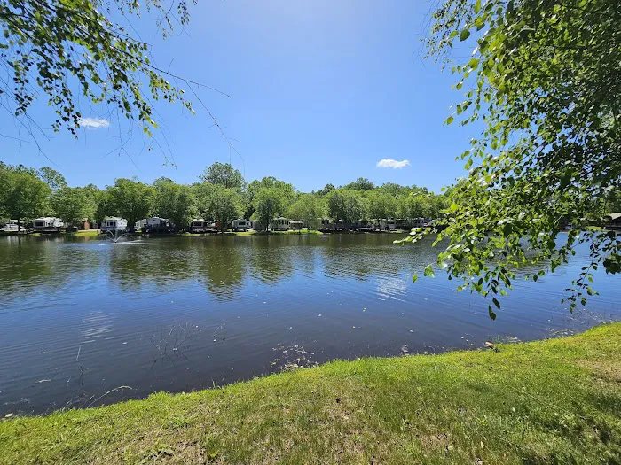 River's Edge RV Park Picture 4