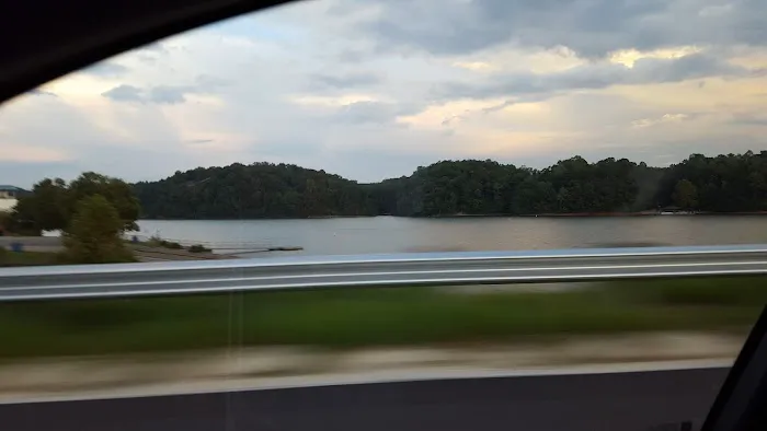 Lake Lanier Mobile Home Community Picture 7