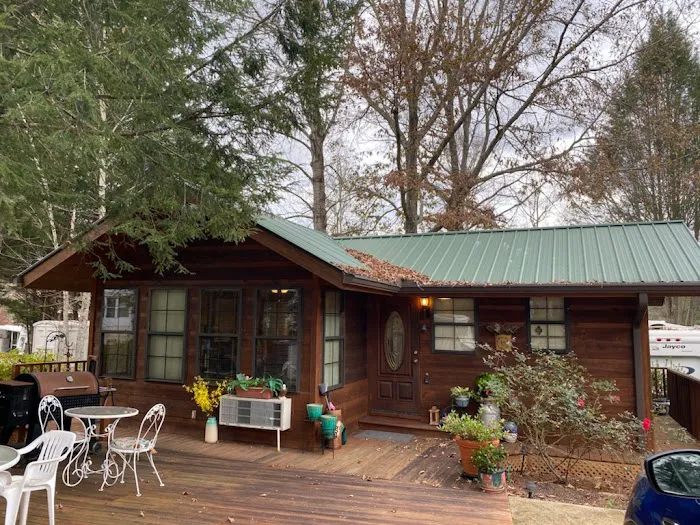 Paradise Valley Campground Picture 2