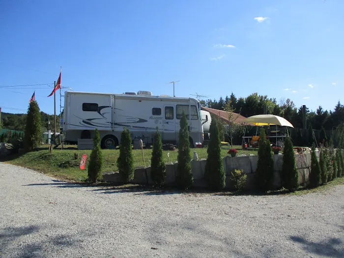 Alan Schneider's Bayside Marina and RV Park Picture 6