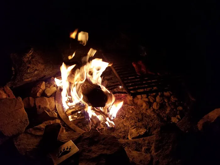 Middle Piney Lake Campground Picture 5