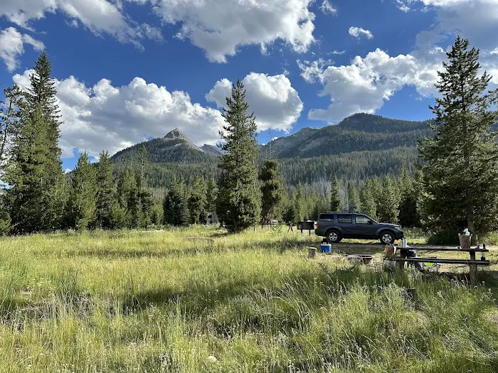 Green River Lake Campground Picture 2