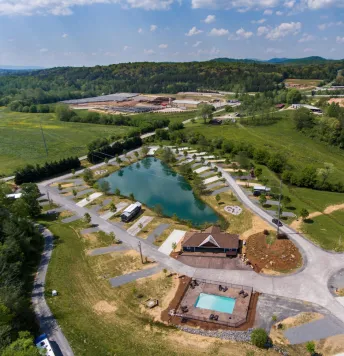 Waterside at Blue Ridge Picture 5