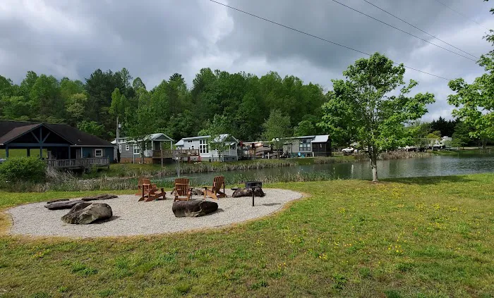 Waterside at Blue Ridge Picture 8