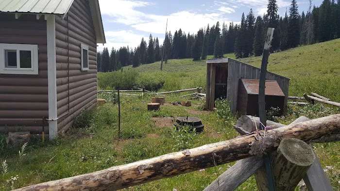 La Barge Guard Station Picture 3