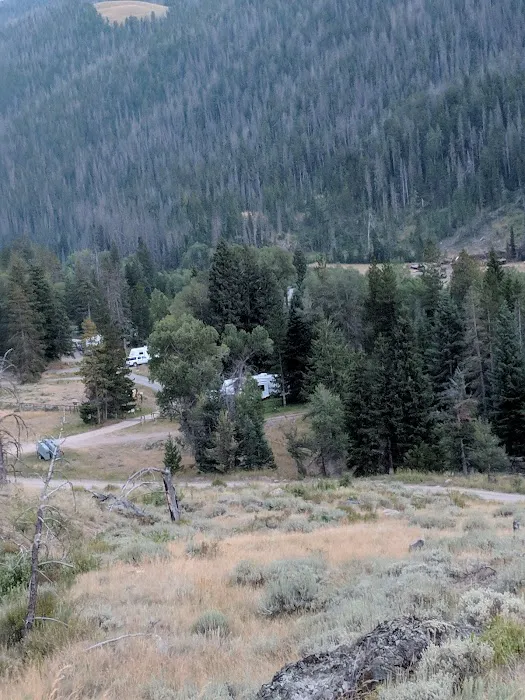 Brown Mountain Campground Picture 6