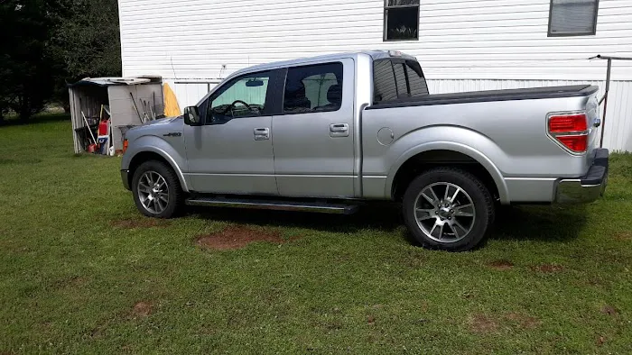 Bishop Mobile Home Park Picture 1