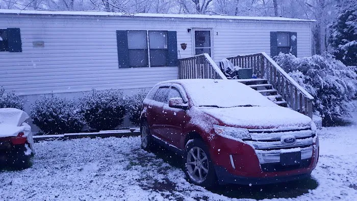 Bishop Mobile Home Park Picture 4