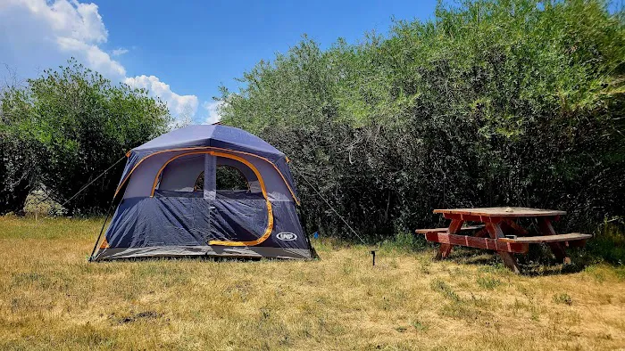 Pinedale Tent Dry Campground Picture 2