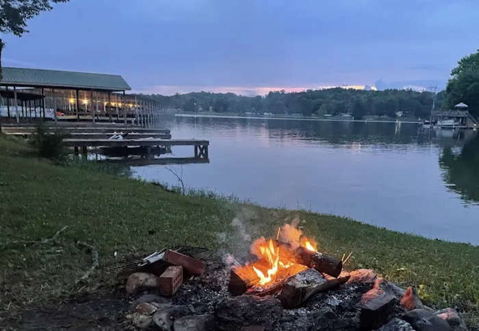 Bluebirds Landing Picture 3