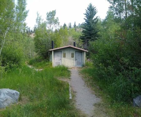 Half Moon Lake Campground