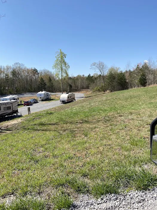 Anchors Away RV Park Picture 4