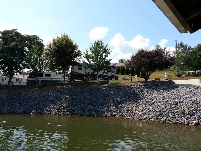 Waters Edge Picture 5