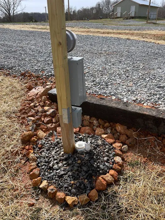 Sugarberry RV Park Picture 8