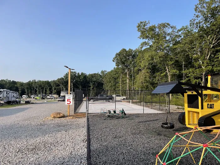 Paradise On the Mountain RV Park Picture 4