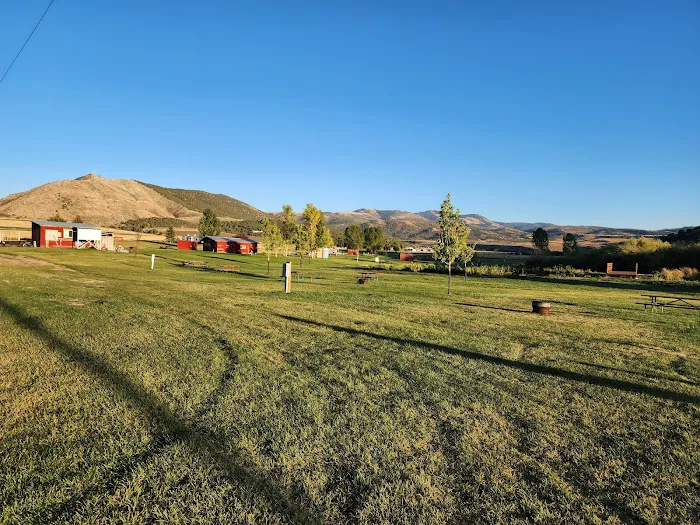 Smith's Trout Haven Picture 7