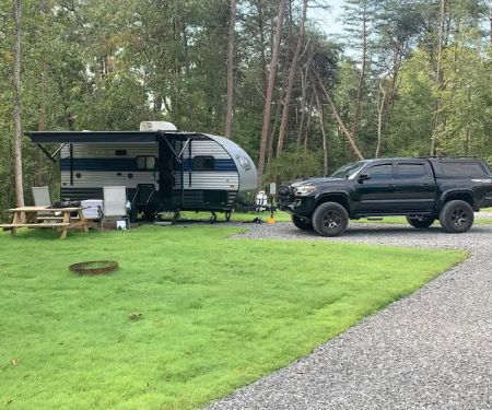 RV Park @ Bigfoot Ocoee Outfitters - Ocoee River