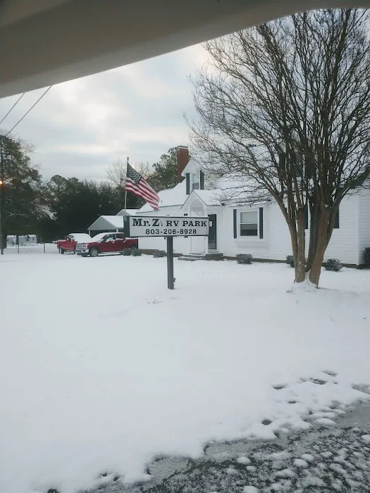 Mr. Z's RV Park Picture 3