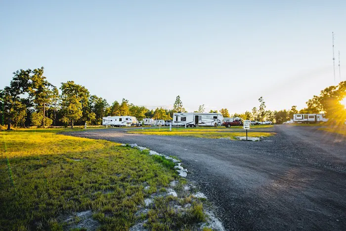 White Knoll RV Park Picture 10