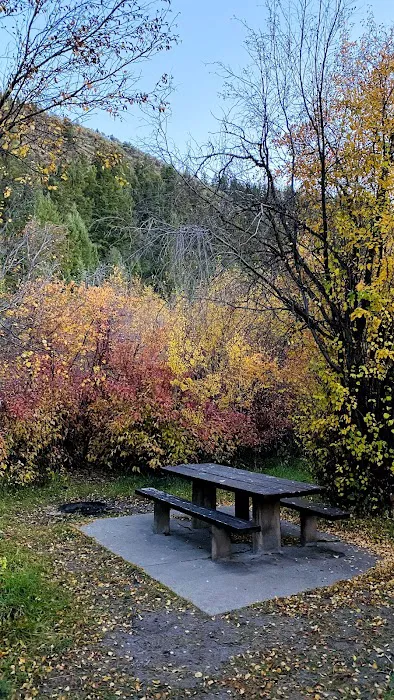 Saint Charles Campground Picture 3