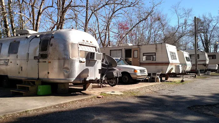 Shady Grove RV Park Picture 8