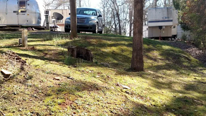 Shady Grove RV Park Picture 9