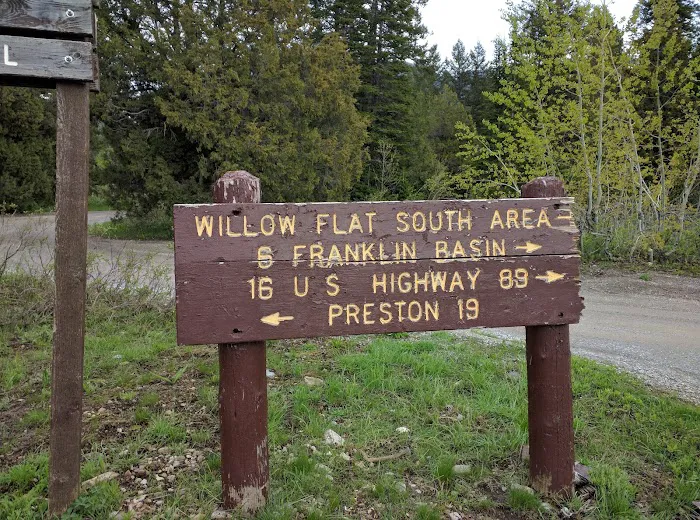 Willow Flat Campground Picture 8