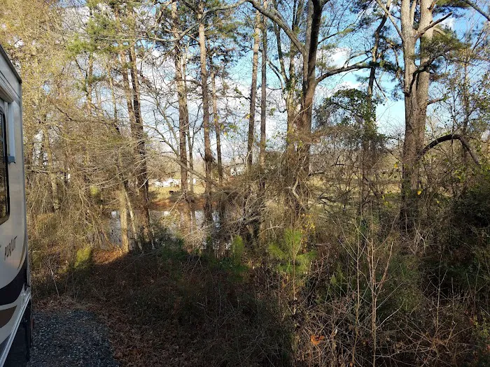 North Atlanta RV Park Picture 7