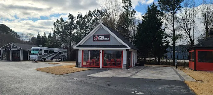 Bulldog Park Picture 8