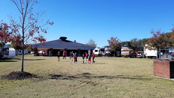 Bulldog Park Picture 6