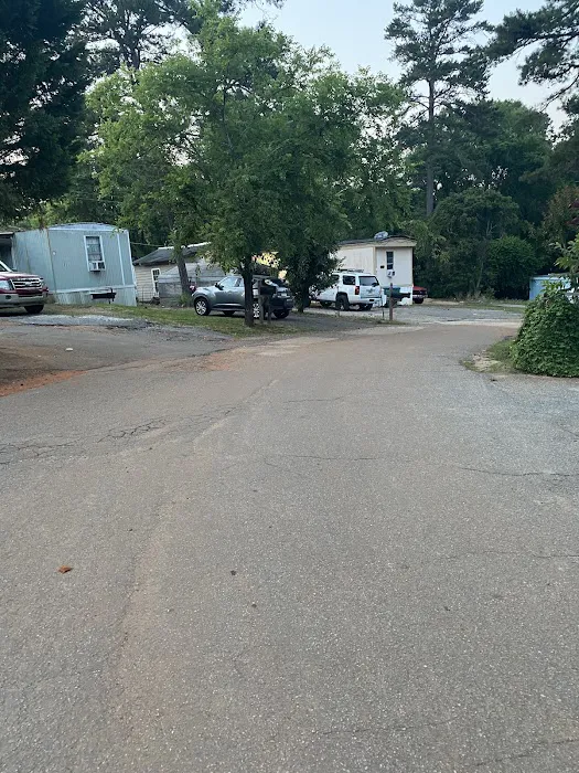 Pinewood Estates South Picture 2