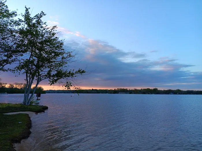 Holiday Out at Lake Tansi Picture 1