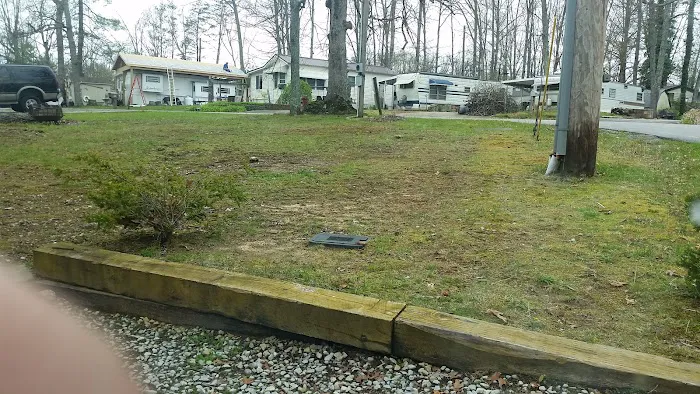 Holiday Out at Lake Tansi Picture 6