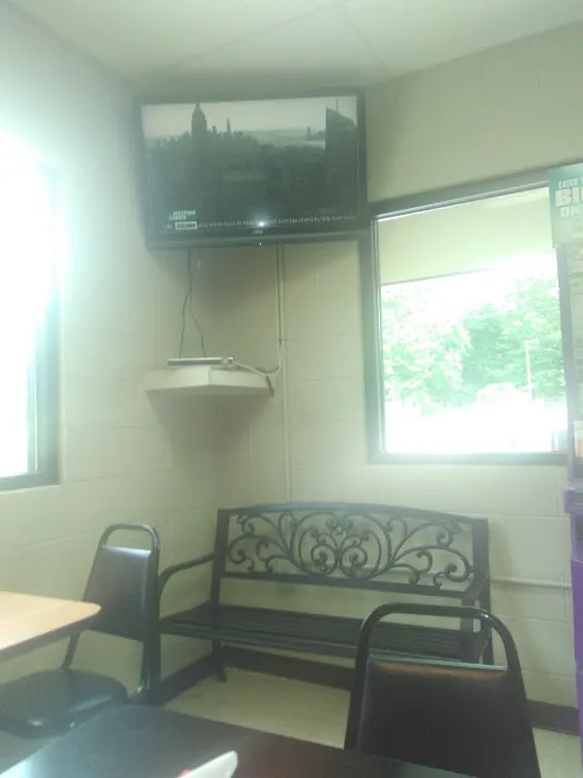 B Creek Market & RV Park Picture 7