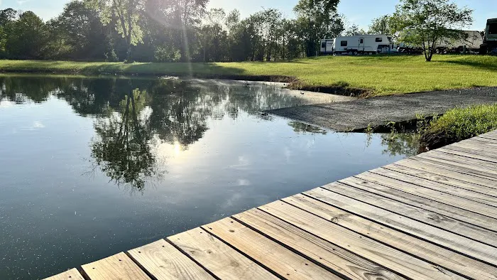 River Breeze RV Park & Campground (Long Term) Picture 2