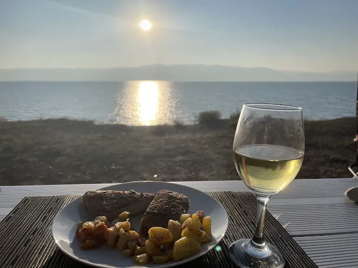 Rainbow Cove Campground Picture 4