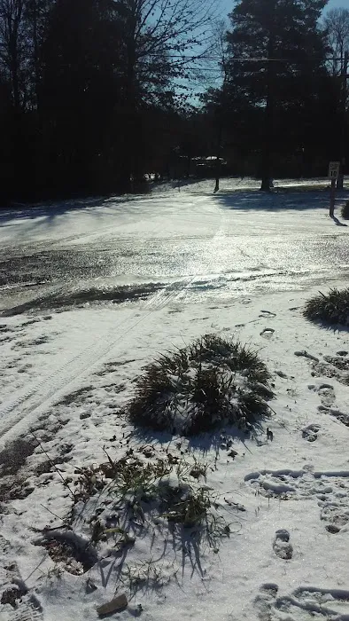 Glenwood Trailer Court Picture 3